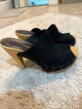 Steven by Steven madden Black Suede Open-Toe Wood-Block Heel Clog Mules